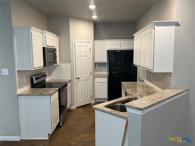 117 E Valley Road, Harker Heights, TX 76548