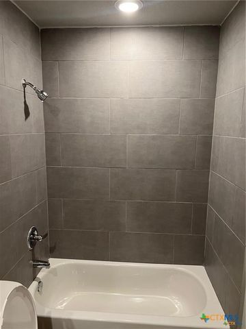 117 E Valley Road, Harker Heights, TX 76548