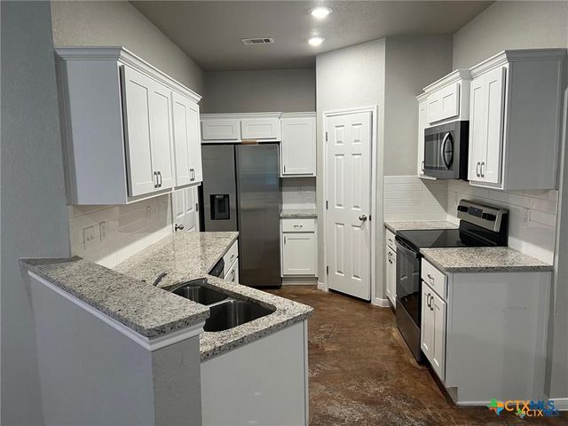 117 E Valley Road, Harker Heights, TX 76548