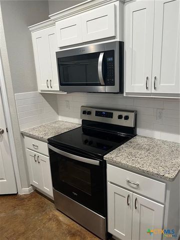 117 E Valley Road, Harker Heights, TX 76548