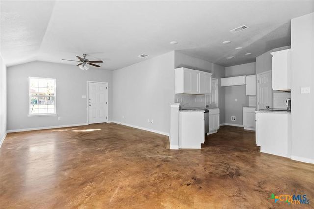 117 E Valley Road, Harker Heights, TX 76548