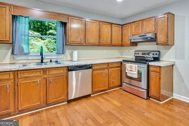 1515 Shoal Creek Drive SW, Conyers, GA 30094