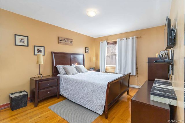 191-02 39th Avenue, Flushing, NY 11358