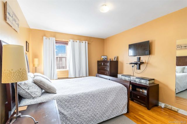 191-02 39th Avenue, Flushing, NY 11358