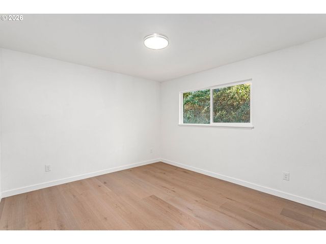 3812 Se WOODBURN Rd, Washougal, WA 98671