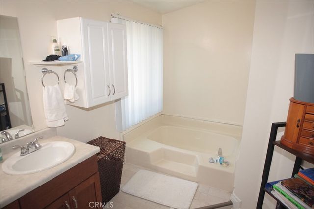 27502 Amethyst, Castaic, CA 91384