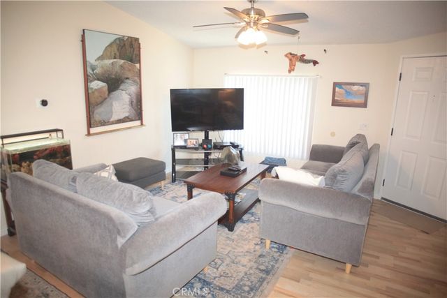 27502 Amethyst, Castaic, CA 91384