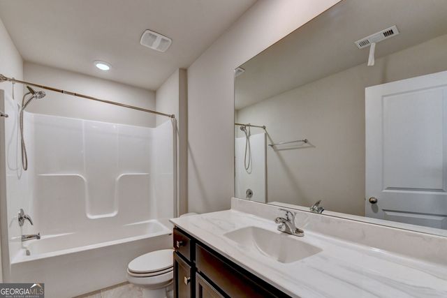 3972 Golden Gate Way, Buford, GA 30518