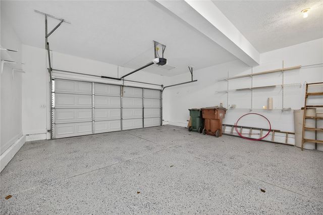 811 Wind Bluff Point, Springboro, OH 45066