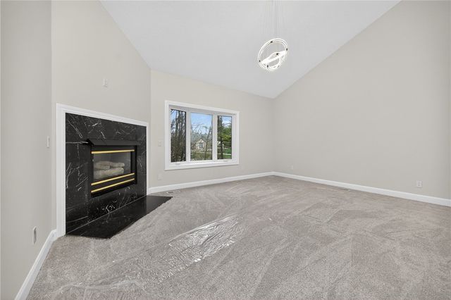 811 Wind Bluff Point, Springboro, OH 45066