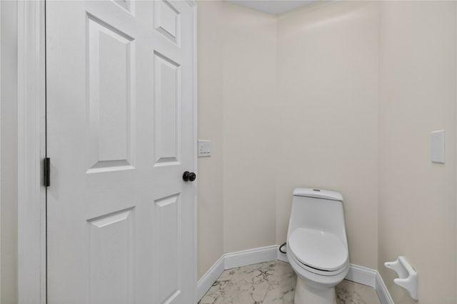 811 Wind Bluff Point, Springboro, OH 45066