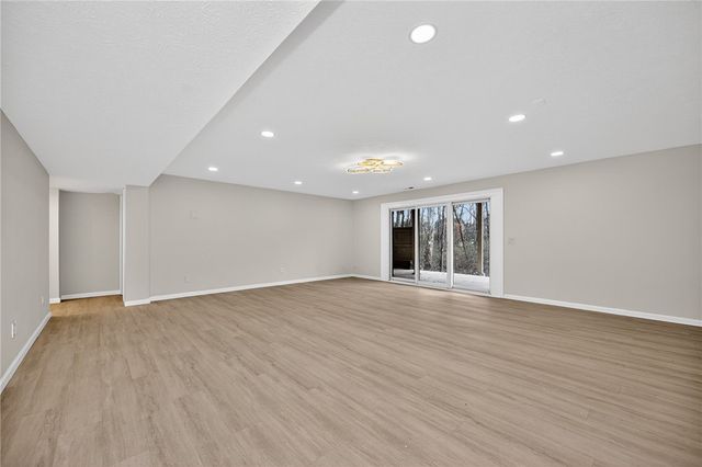 811 Wind Bluff Point, Springboro, OH 45066