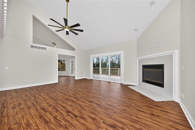 811 Wind Bluff Point, Springboro, OH 45066