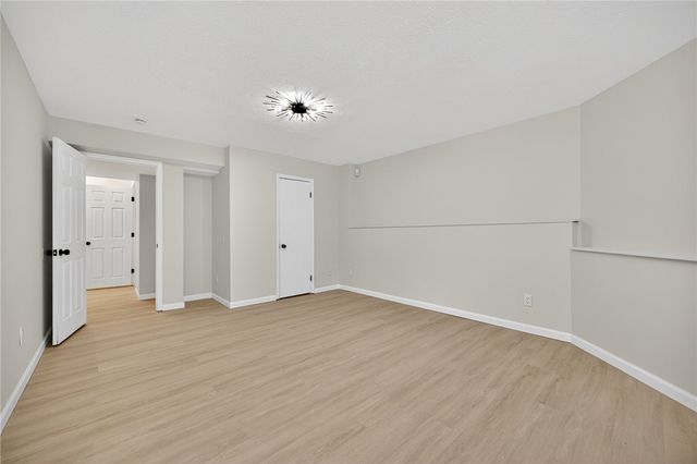 811 Wind Bluff Point, Springboro, OH 45066