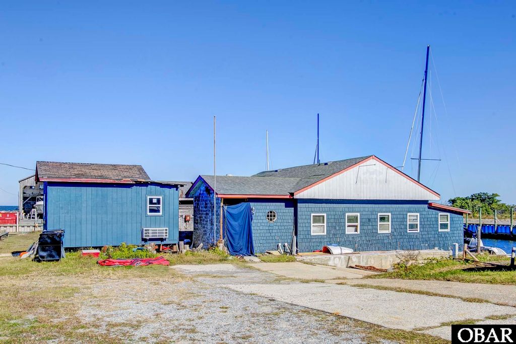 Image 11 of property listing at 48962 NC 12 Highway, Buxton, NC 27920