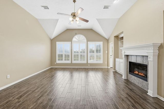 3213 Crimson Coast Drive, League City, TX 77573