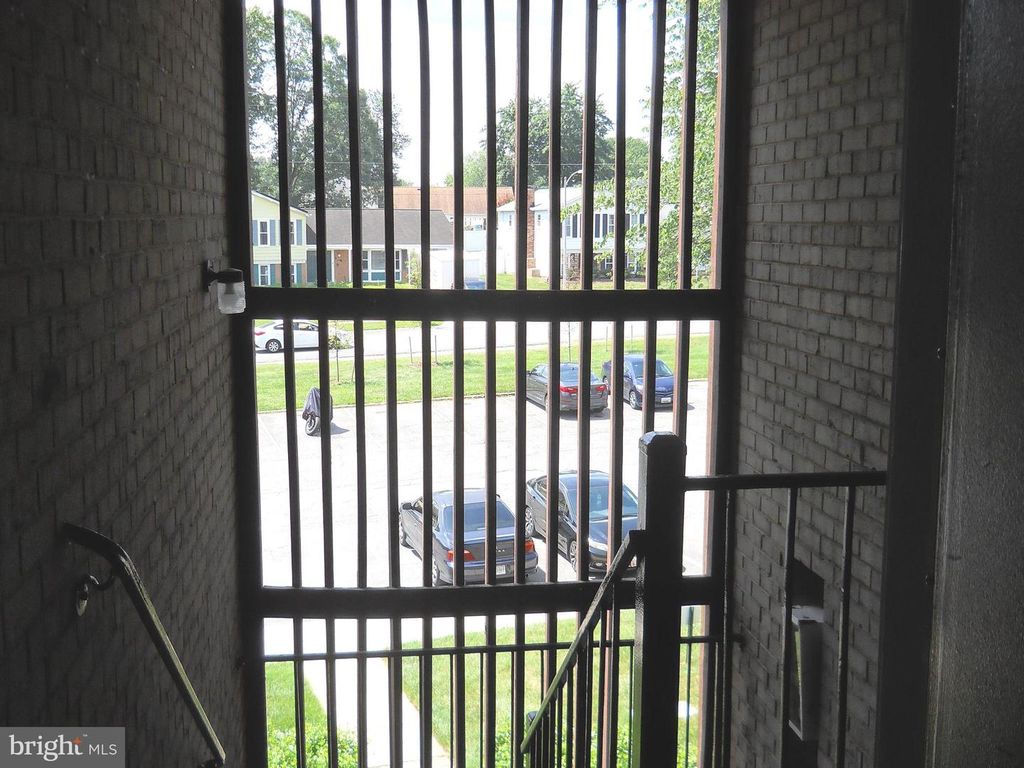 8663 GREENBELT RD #202, Greenbelt, MD 20770