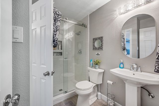 1717 E UNION HILLS Drive 1052, Phoenix, AZ 85024