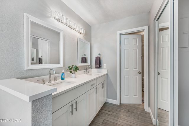 1717 E UNION HILLS Drive 1052, Phoenix, AZ 85024