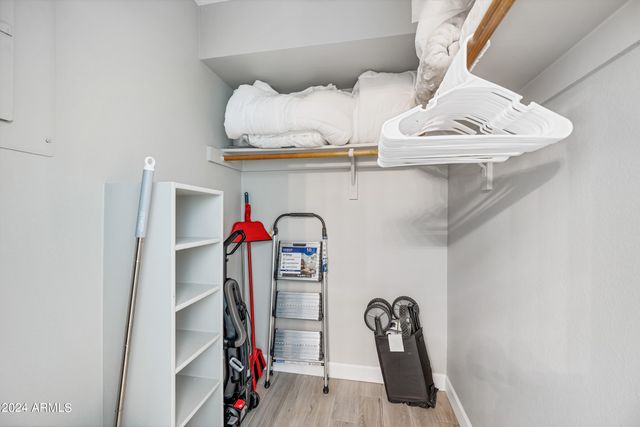 1717 E UNION HILLS Drive 1052, Phoenix, AZ 85024