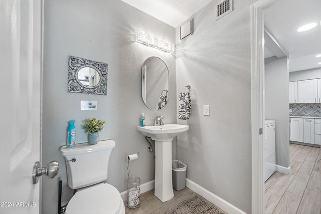 1717 E UNION HILLS Drive 1052, Phoenix, AZ 85024