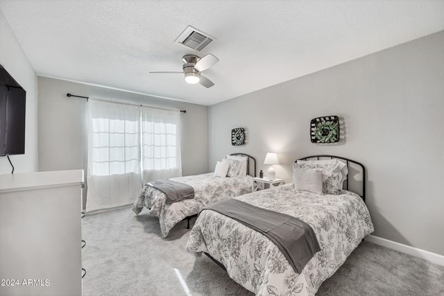 1717 E UNION HILLS Drive 1052, Phoenix, AZ 85024