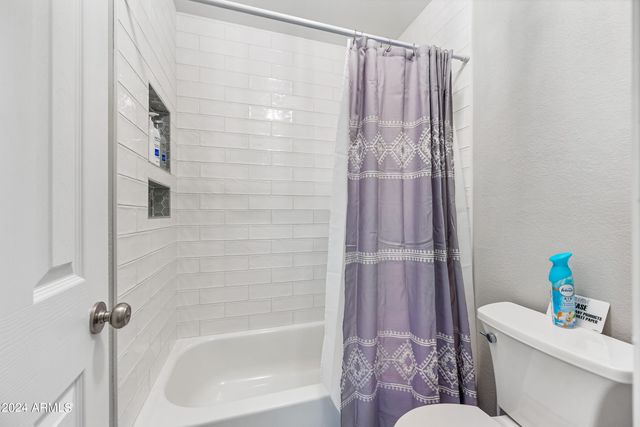 1717 E UNION HILLS Drive 1052, Phoenix, AZ 85024