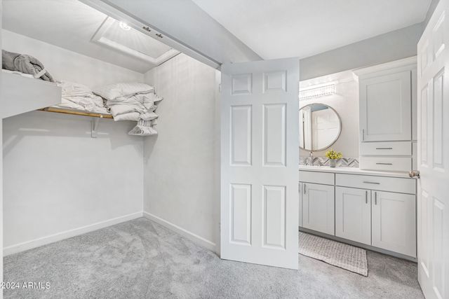 1717 E UNION HILLS Drive 1052, Phoenix, AZ 85024