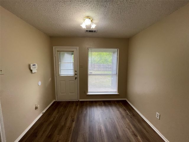 1429 Juniper Lane, Mesquite, TX 75149