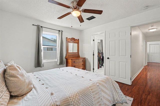 6305 S MACDILL AVENUE, Tampa, FL 33611