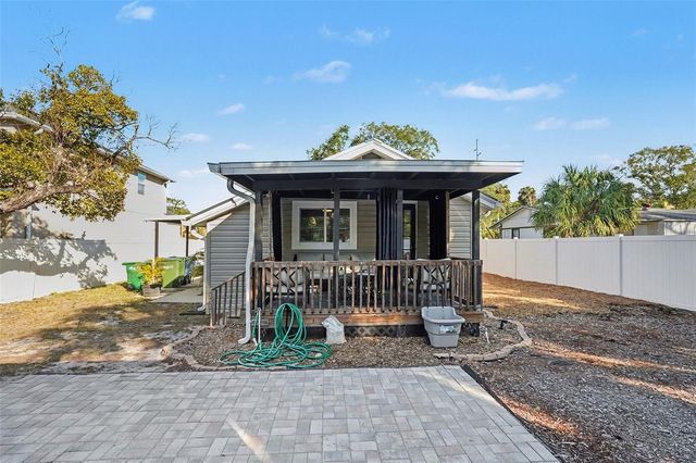 6305 S MACDILL AVENUE, Tampa, FL 33611