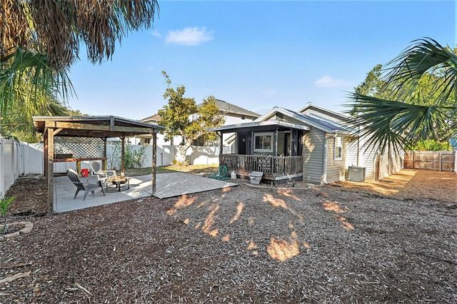 6305 S MACDILL AVENUE, Tampa, FL 33611