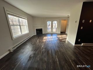 7 Taft Point 59, Waterbury, CT 06708