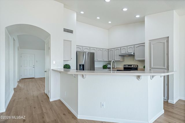 64601 E Catalina View Drive, Tucson, AZ 85739