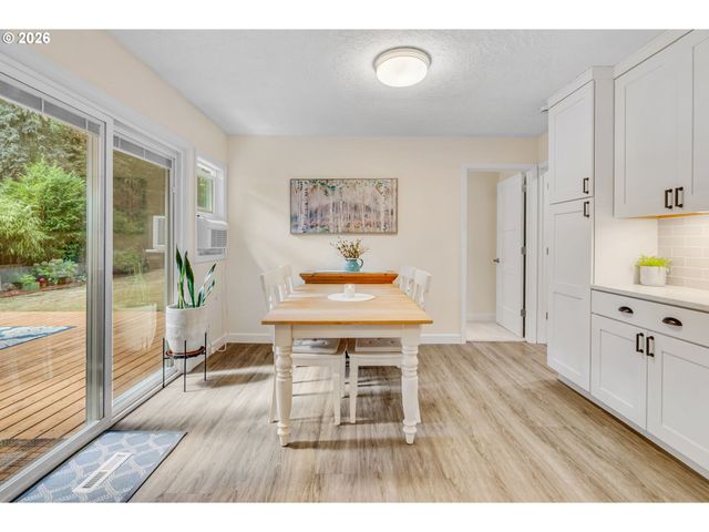 16573 BONAIRE Ave, Lake Oswego, OR 97035