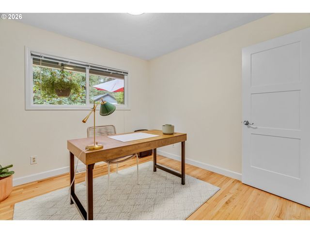 16573 BONAIRE Ave, Lake Oswego, OR 97035