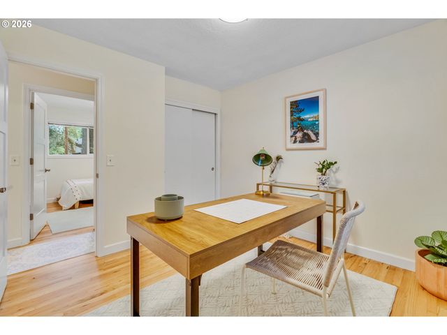 16573 BONAIRE Ave, Lake Oswego, OR 97035