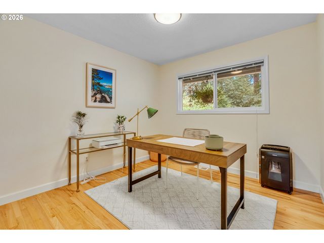 16573 BONAIRE Ave, Lake Oswego, OR 97035