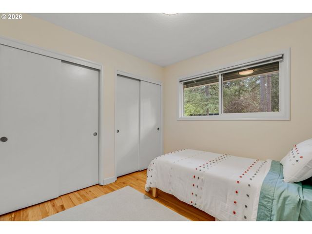 16573 BONAIRE Ave, Lake Oswego, OR 97035