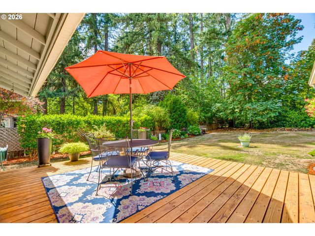 16573 BONAIRE Ave, Lake Oswego, OR 97035