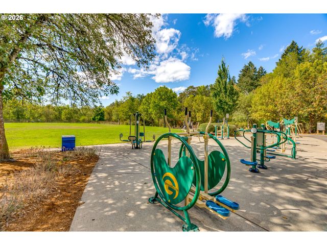 16573 BONAIRE Ave, Lake Oswego, OR 97035