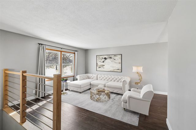 307 W 15th Street N, Newton, IA 50208