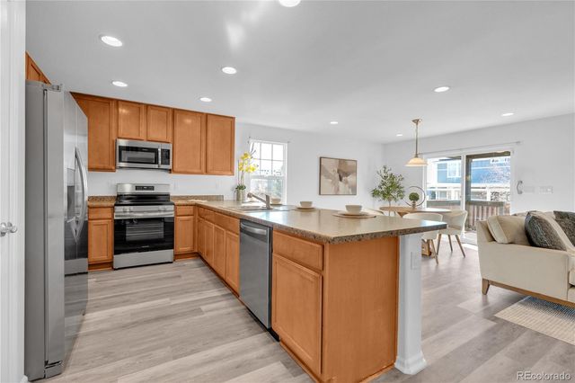 25149 E Lake Place, Aurora, CO 80016