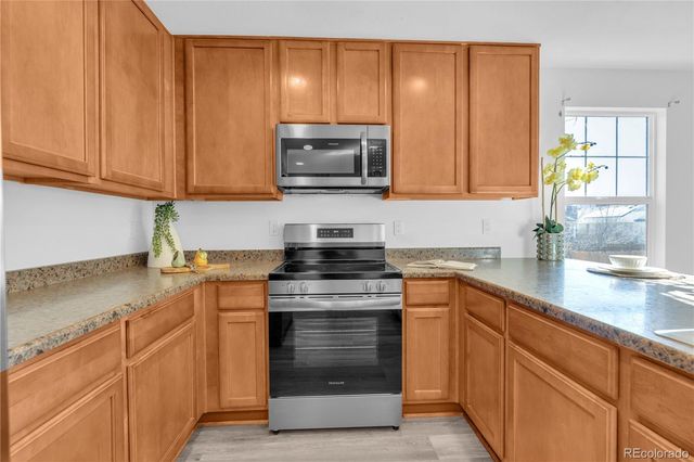 25149 E Lake Place, Aurora, CO 80016