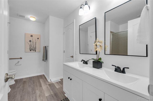 25149 E Lake Place, Aurora, CO 80016