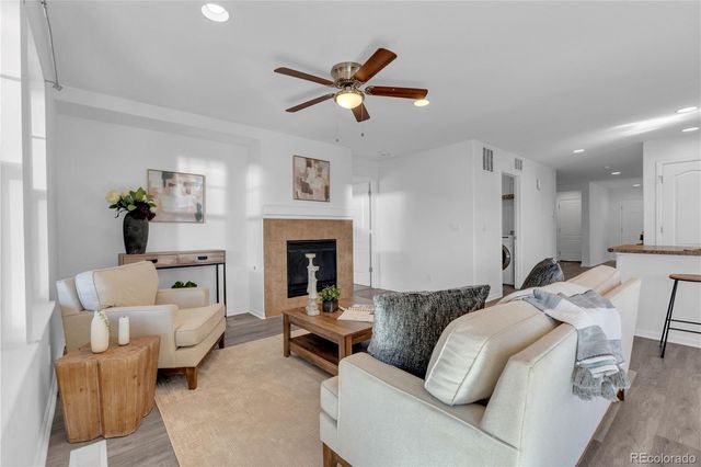 25149 E Lake Place, Aurora, CO 80016