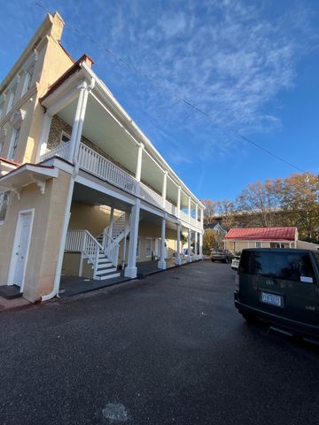 126 Alexander Street A, Charleston, SC 29403