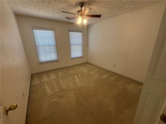 2203 Loudon Lane, Kennesaw, GA 30152