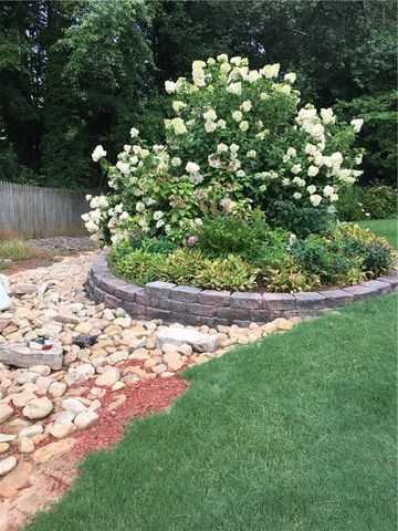 2203 Loudon Lane, Kennesaw, GA 30152