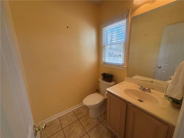 2203 Loudon Lane, Kennesaw, GA 30152